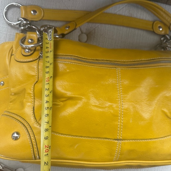 Kathy Van Zeeland Mustard Shoulder Bag with Silver Accents!NWOT! - Picture 5 of 10